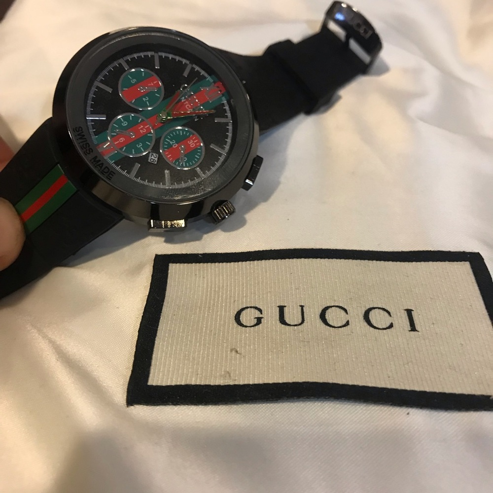 Gucci Pantcaon Swiss made wrist watch